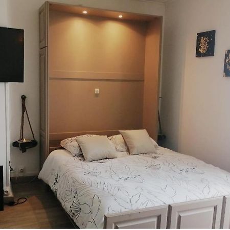 Un Temps Pour Soi Apartment Châteauroux Екстериор снимка