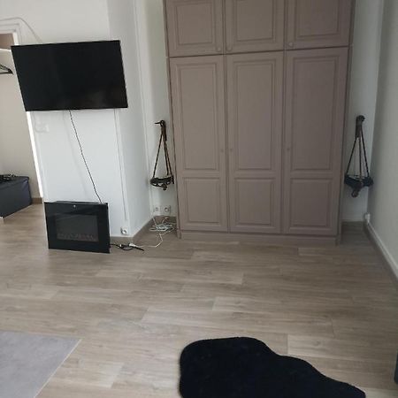 Un Temps Pour Soi Apartment Châteauroux Екстериор снимка